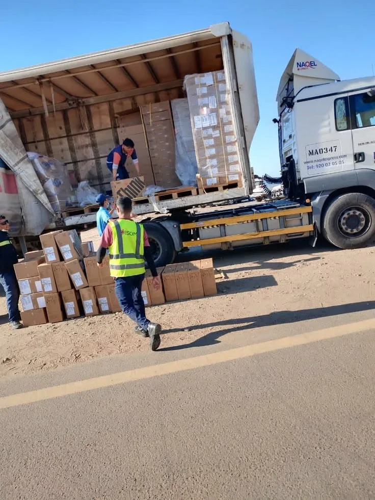 Déchargement du conteneur après import en RDC et livraison locale