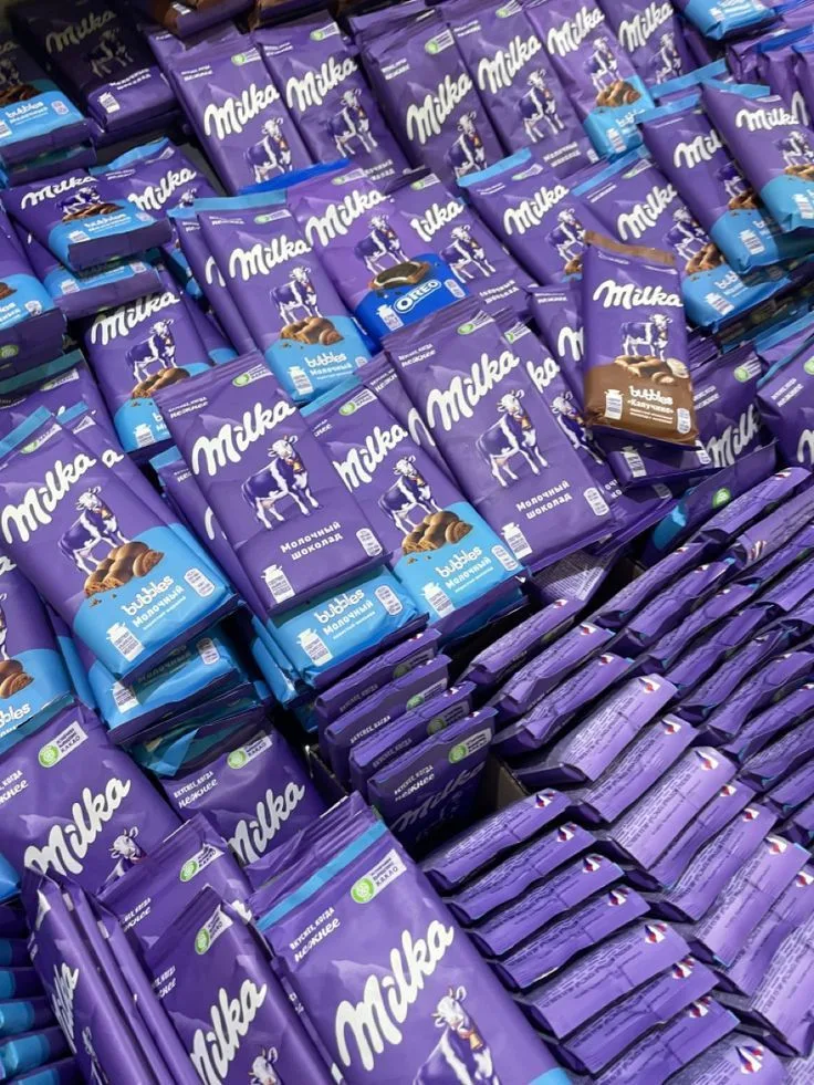 Tablettes de chocolat Milka en gros — stock Euro Africa FMCG