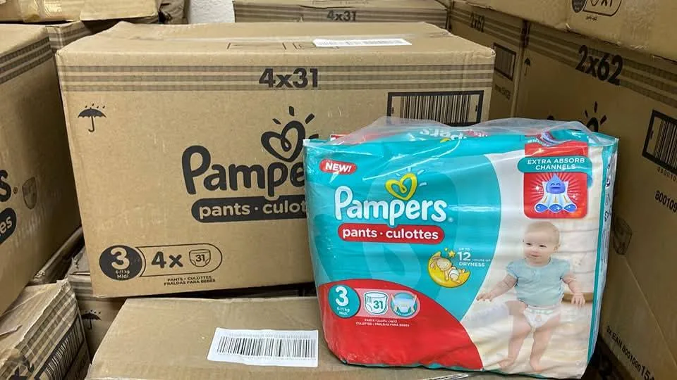 Cartons de couches-culottes Pampers Pants — export Afrique Euro Africa FMCG
